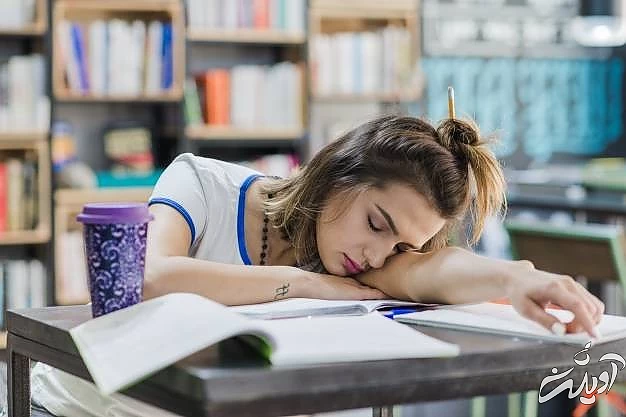 خواب آلودگی هنگام مطالعه